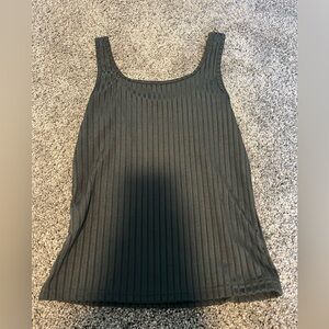 Basic dark grey tank